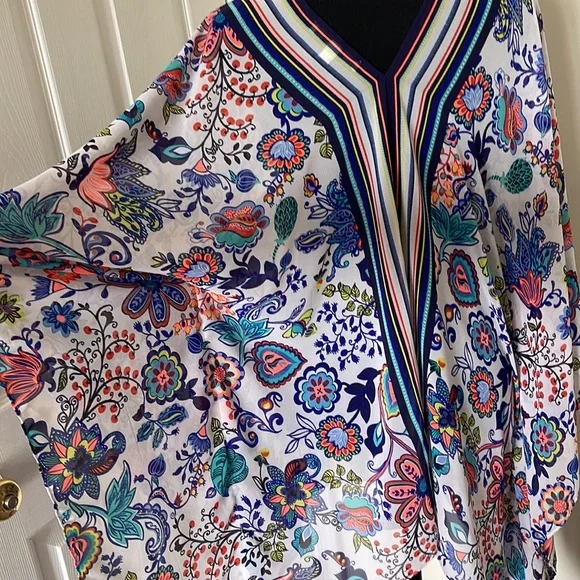 Milly Cover Up - Picture 3 of 5